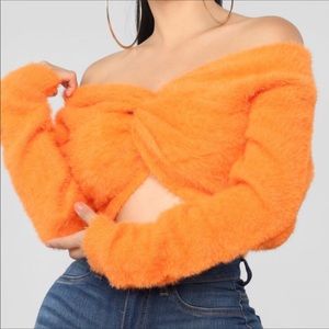 Fashion nova crop top